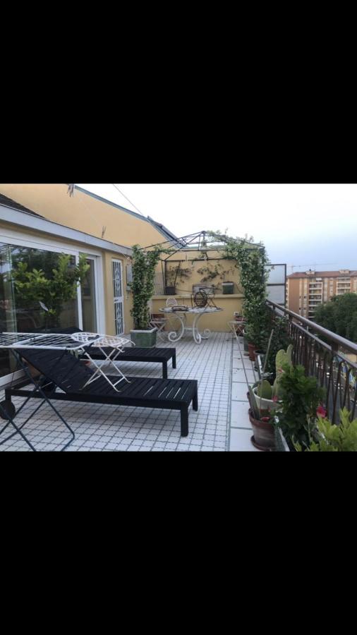 Casa Mia Stanza In Appartamento Condiviso Milano Eksteriør billede